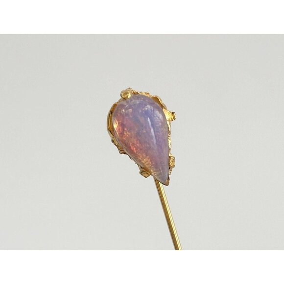 Accessories - Faux Opal & Resin Gold Toned Classic Vintage Stick Pin | Hat Pin | Lapel Pin